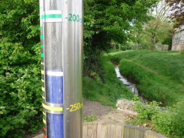 Een grondwaterstandmeter bij De Rips in Gemert. Ons grondwater in Brabant wordt nog steeds teveel verontreinigd door mest, vindt de Europese Commissie in Brussel. Ook staatssecretaris Dijksma noemt ons gebied “één knelpunt”.